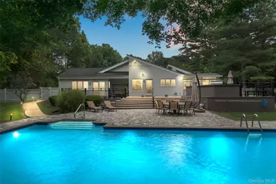 2 Bristol Drive, Woodbury, NY 11797 - Photo 40