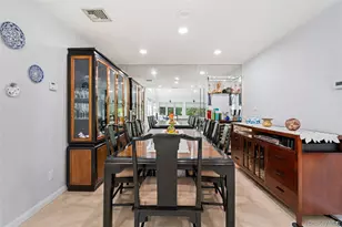 2 Bristol Dr, Woodbury, NY 11797 - Photo 12