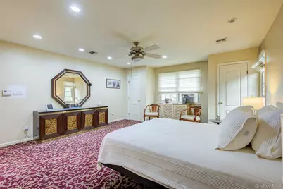 171-06 76th Avenue, Fresh Meadows, NY 11366 - Photo 30