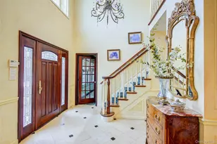 171-06 76th Ave, Fresh Meadows, NY 11366 - Photo 4