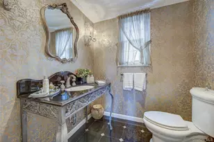 171-06 76th Ave, Fresh Meadows, NY 11366 - Photo 12