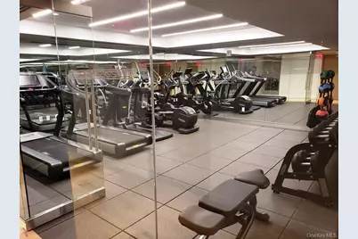 138-35 39th Avenue #8G, Flushing, NY 11354 - Photo 4