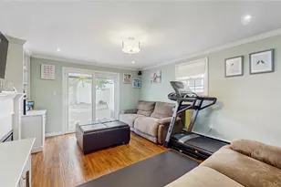 110 Roeckel Ave, Valley Stream, NY 11580 - Photo 22