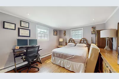 110 Roeckel Avenue, Valley Stream, NY 11580 - Photo 24