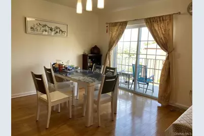 306 Weatherly Place #107, College Point, NY 11356 - Photo 4