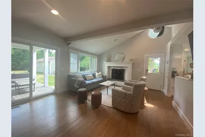 19 West End Avenue, East Quogue, NY 11942 - Photo 30