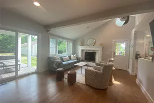 19 West End Ave, East Quogue, NY 11942 - Photo 30