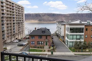 1116 Warburton Ave, Yonkers, NY 10701 - Photo 10