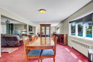 57 Elizabeth Dr, Bethpage, NY 11714 - Photo 4