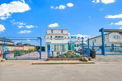 15579 Bayview Avenue, Rosedale, NY 11422 - Photo 2