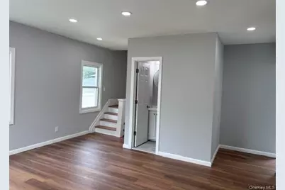 110 Woodside Avenue, Freeport, NY 11520 - Photo 2