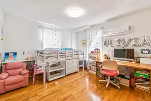 44-06 Jessie Ct, Little Neck, NY 11363 - Photo 14