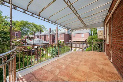 1861 Hering Avenue, Bronx, NY 10461 - Photo 16