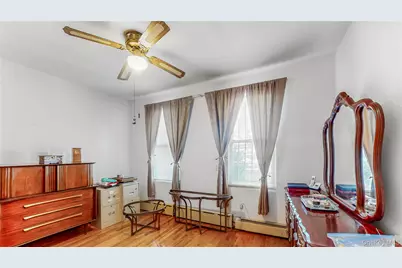 31-71 32 Street, Astoria, NY 11106 - Photo 6