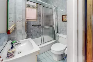 31-71 32nd St, Astoria, NY 11106 - Photo 10