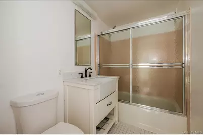 730 W Broadway #2J, Long Beach, NY 11561 - Photo 16