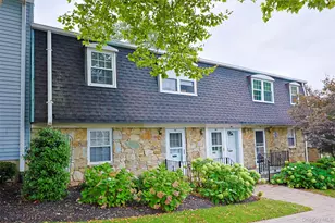 10 Harbour Ln, Oyster Bay, NY 11771 - Photo 2