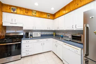 10 Harbour Ln, Oyster Bay, NY 11771 - Photo 14