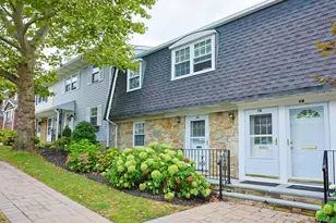 10 Harbour Ln, Oyster Bay, NY 11771 - Photo 2