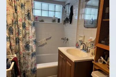 10759 128th Street, Richmond Hill, NY 11419 - Photo 16