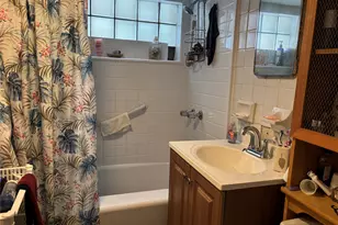 107-59 128th St, Richmond Hill, NY 11419 - Photo 16