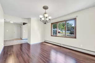 5 Montrose Ln, East Northport, NY 11731 - Photo 12