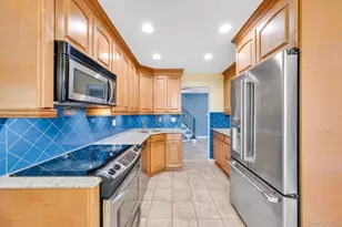 5 Montrose Ln, East Northport, NY 11731 - Photo 4