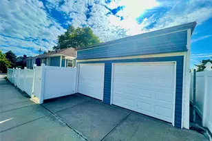 124-19 6th Ave, College Point, NY 11356 - Photo 2