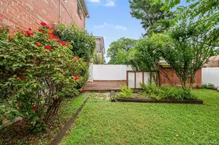 206-18 45th Rd, Bayside, NY 11361 - Photo 18