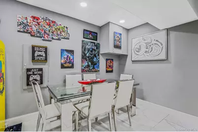 183 Arthur Avenue, Floral Park, NY 11001 - Photo 34