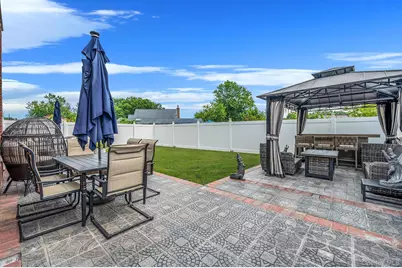 183 Arthur Avenue, Floral Park, NY 11001 - Photo 14