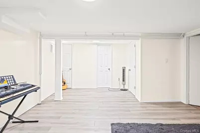 1013 Stafford Road, Valley Stream, NY 11580 - Photo 26