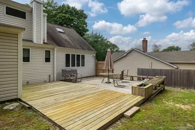 281 Kohr Road, Kings Park, NY 11754 - Photo 28