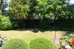 2 Rose Ct, East Islip, NY 11730 - Photo 28