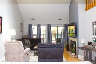 2 Rose Ct, East Islip, NY 11730 - Photo 10