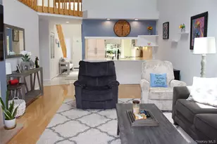 2 Rose Ct, East Islip, NY 11730 - Photo 8