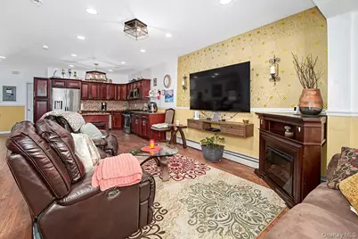 833 E 229th Street, Bronx, NY 10466 - Photo 10