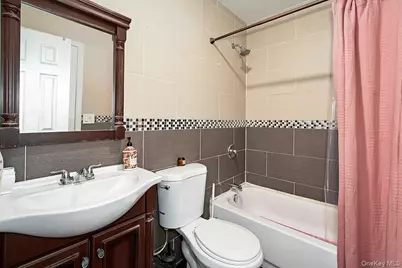 833 E 229th Street, Bronx, NY 10466 - Photo 12