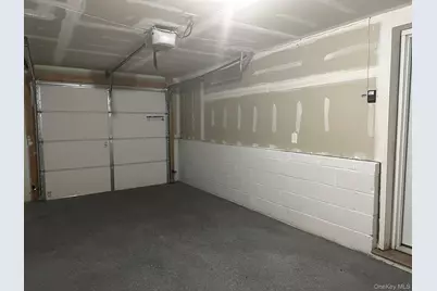 121 W Main Street, Kings Park, NY 11754 - Photo 30