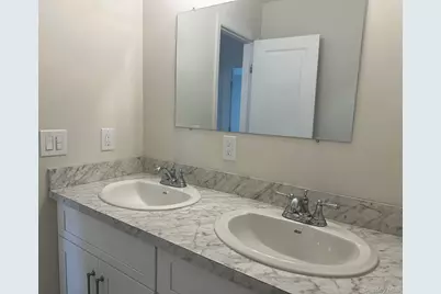121 W Main Street, Kings Park, NY 11754 - Photo 22