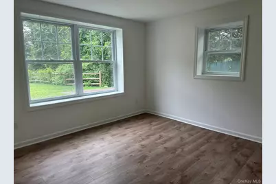 121 W Main Street, Kings Park, NY 11754 - Photo 28