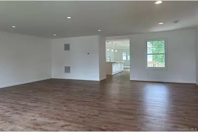 121 W Main Street, Kings Park, NY 11754 - Photo 6