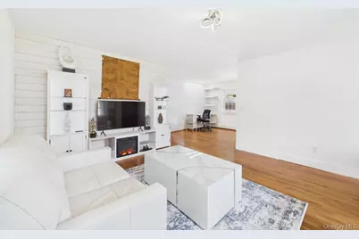 279 Commack Road, Shirley, NY 11967 - Photo 6