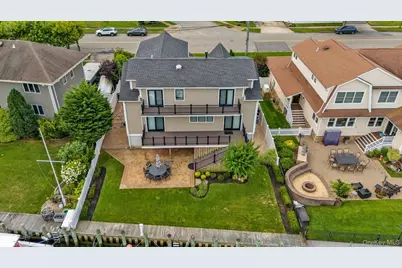 236 E Shore Drive, Massapequa, NY 11758 - Photo 30