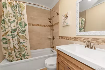 236 E Shore Drive, Massapequa, NY 11758 - Photo 20