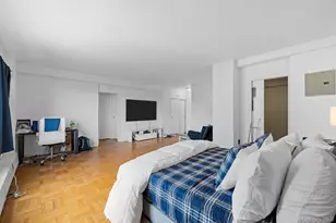 4 Fordham Hill Oval, Bronx, NY 10468 - Photo 2