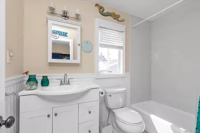 500 W Penn Street, Long Beach, NY 11561 - Photo 24