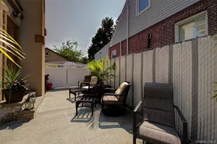 997 Glen Dr, Franklin Square, NY 11010 - Photo 44