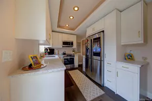 997 Glen Dr, Franklin Square, NY 11010 - Photo 18