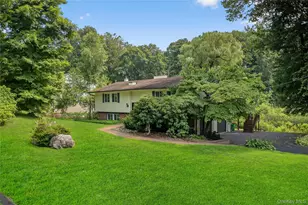 12 Birch Hill Dr, Poughkeepsie, NY 12603 - Photo 4